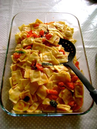 Ravioli with spinach and cherry tomato - 1
