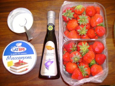 Strawberry dessert - 01
