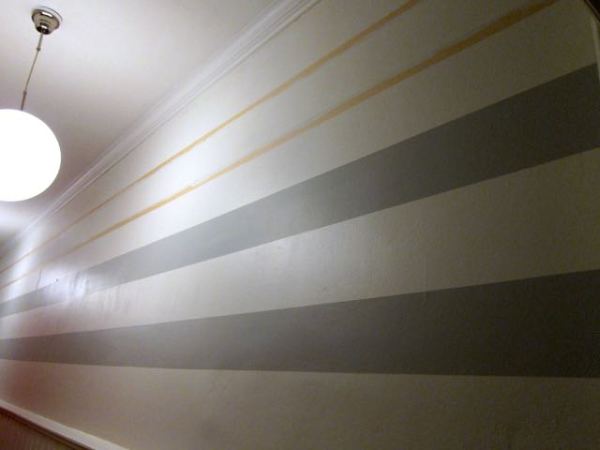 How To Paint Stripes on a Wall - 12