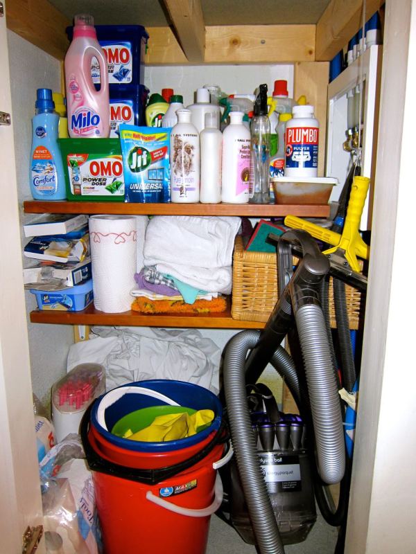 Organizing Cleaning Supply Closet After